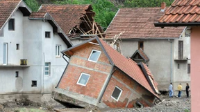 Leid in Serbien und Bosnien