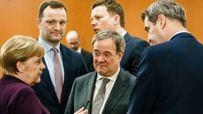 Bouffier gibt Laschet und Söder eine Woche