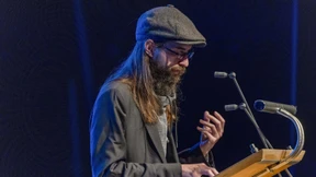 Auf dem Rücken der Pferde