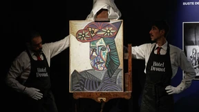 Dora Maar trägt Trauer – und einen Blumenhut