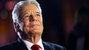 Gauck will bis Frühsommer über zweite Amtszeit entscheiden