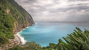 Funkenregen aus brennenden Augäpfeln