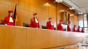 Bundesverfassungsgericht bremst Gesetz zu EU-Rettungsfonds