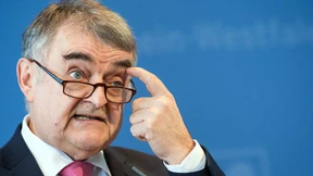 NRW-Innenminister gibt nach Todesfall Fehler zu