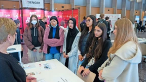 Aula zu klein für Ausbildungsmesse