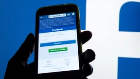 Bundestag verabschiedet Gesetz gegen Hasskommentare 