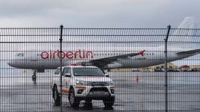 Air-Berlin-Flugzeug verlässt Island
