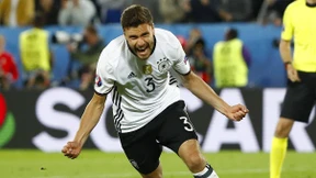 Held Hector und Hüne Neuer