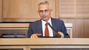 Frankfurter Oberbürgermeister Feldmann kündigt Rücktritt an