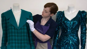 Rekordsummen für Prinzessin Dianas Alt-Kleider