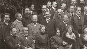 Tippfehler vertiefen die Korrespondenz