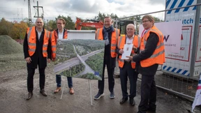 Bagger rollen für die Regionaltangente West