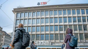 UBS startet milliardenschweres Sparprogramm