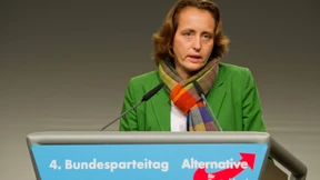 AfD-Vize von Storch schränkt Forderung nach Schießbefehl ein