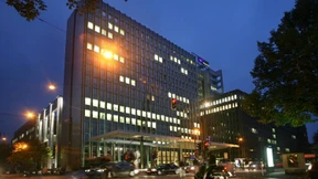 Eine Bank wird Ministerium