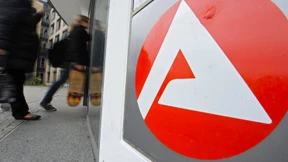 Arbeitslosigkeit weiter hoch