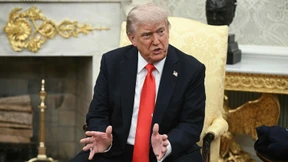 Trump will Russland und die Ukraine „eine Weile kämpfen lassen“