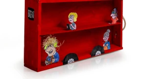 So basteln Sie einen Boris-Johnson-Bus