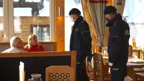 Die polnischen Wirte rebellieren