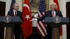 Erdogan spielt mit der Nato