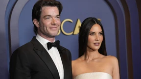 „So stolz“ – Olivia Munn und John Mulaney begrüßen Tochter