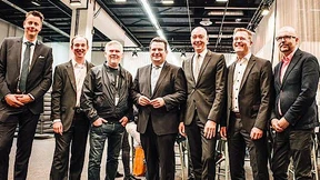 Ein Minister, sechs Männer, ein Shitstorm