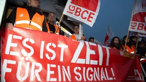 Gewerkschaft fordert sechs Prozent mehr Gehalt