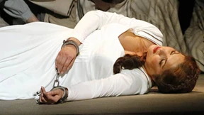 Anna, mit wem verkehrst du da?