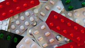 Rösler plant höhere Preise für Medikamente