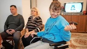 Anna ist immer auf Hilfe angewiesen