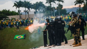 Polizei räumt erstürmte Gebäude im Regierungsviertel