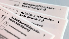 Zahl der Krankschreibungen im ersten Quartal gestiegen