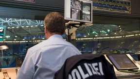 Mit Videokameras gegen Hooligans und Attentäter