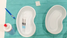 Warum so viele Pflegekräfte die Impfungen scheuen