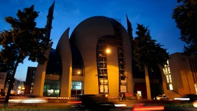 Erdogan eröffnet Zentralmoschee in Köln