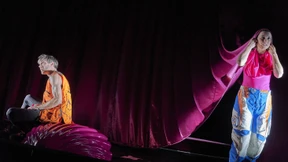 Die ganze Welt ist eine pinke Bühne