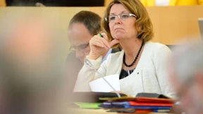 Opposition attackiert Umweltministerin Hinz