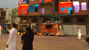 Intellektuelle üben den Spagat