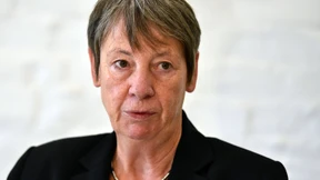 Umweltministerin fordert Kaufprämie für Elektroautos