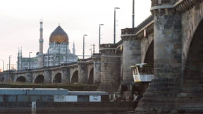 Sprengsatz-Attrappe an Dresdner Marienbrücke