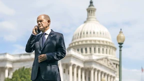 Der Mann mit dem Geld