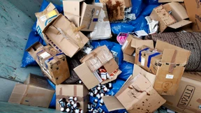 Zoll verbrennt 30 Tonnen Dopingmittel und Plagiate