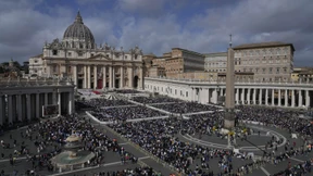 Im Vatikan reparieren nun auch Frauen den Petersdom