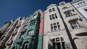 Strafzinsen treiben die Deutschen in Immobilien