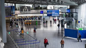 Mehr Flüge, aber wieder weniger Passagiere