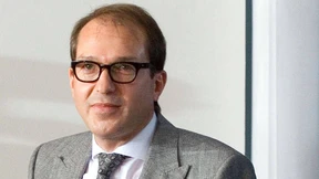 Dobrindt will Internet in allen Zügen 