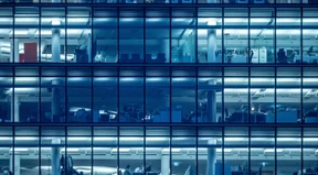 Ost-Frauen in Führung