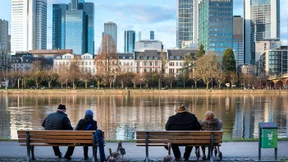 Wie Sparer den Negativzinsen entkommen