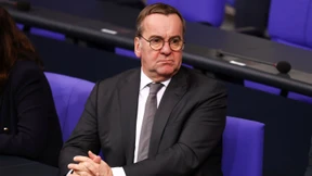 Verteidigungsminister schweigt zu Vorfall in der Ostsee