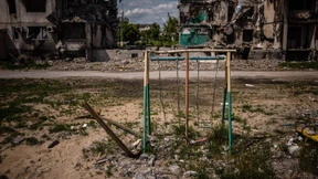 „Russland stiehlt Kinder, um sie adoptieren zu lassen“